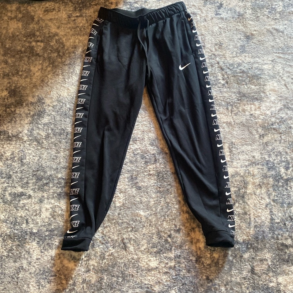 Nike Joggers